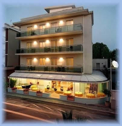 Hotel San Gottardo Riccione Eksteriør bilde